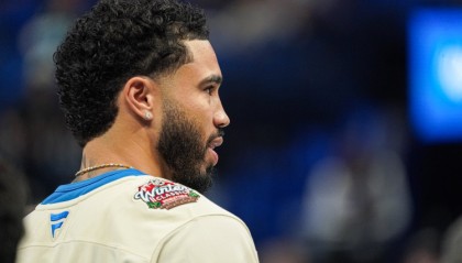 开云体育官网-马祖拉谈塔图姆：最重要的是确保在康复过程中持续向好 稳步推进